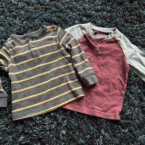 Old Navy Kids Long Sleeve Striped Gray and Yellow Tee & Maroon Gray Raglan